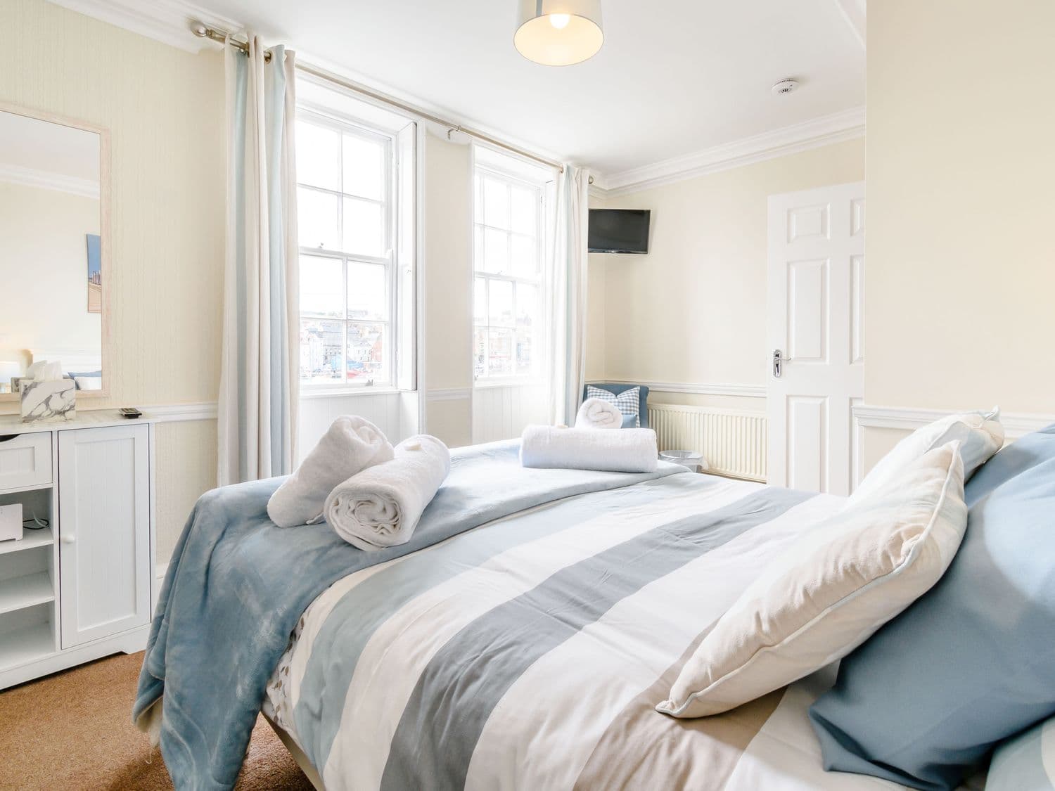 What a View at Quayside Apartment — photo 9