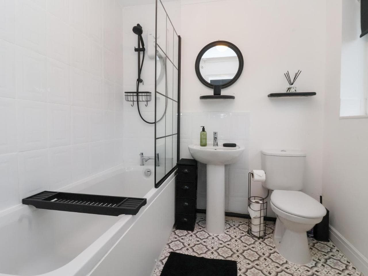 127 Bellhouse Way — photo 3