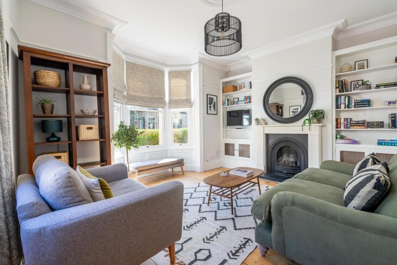 21 Scarcroft Road — photo 5