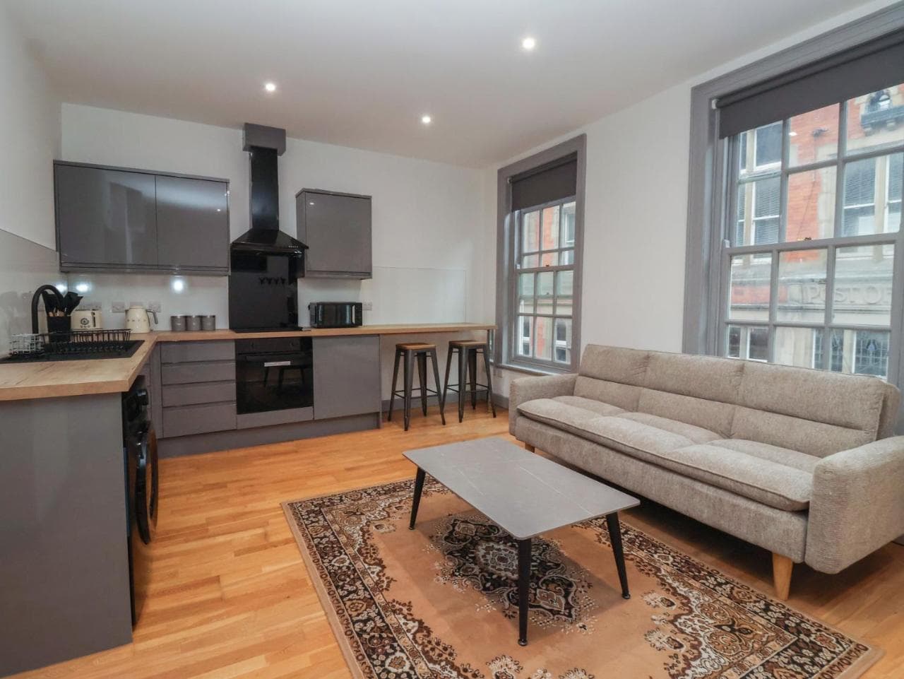 Apartment 9 — photo 4