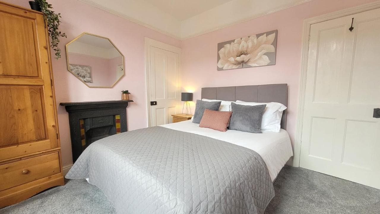 Hartoft St - 2 bed near river — photo 7