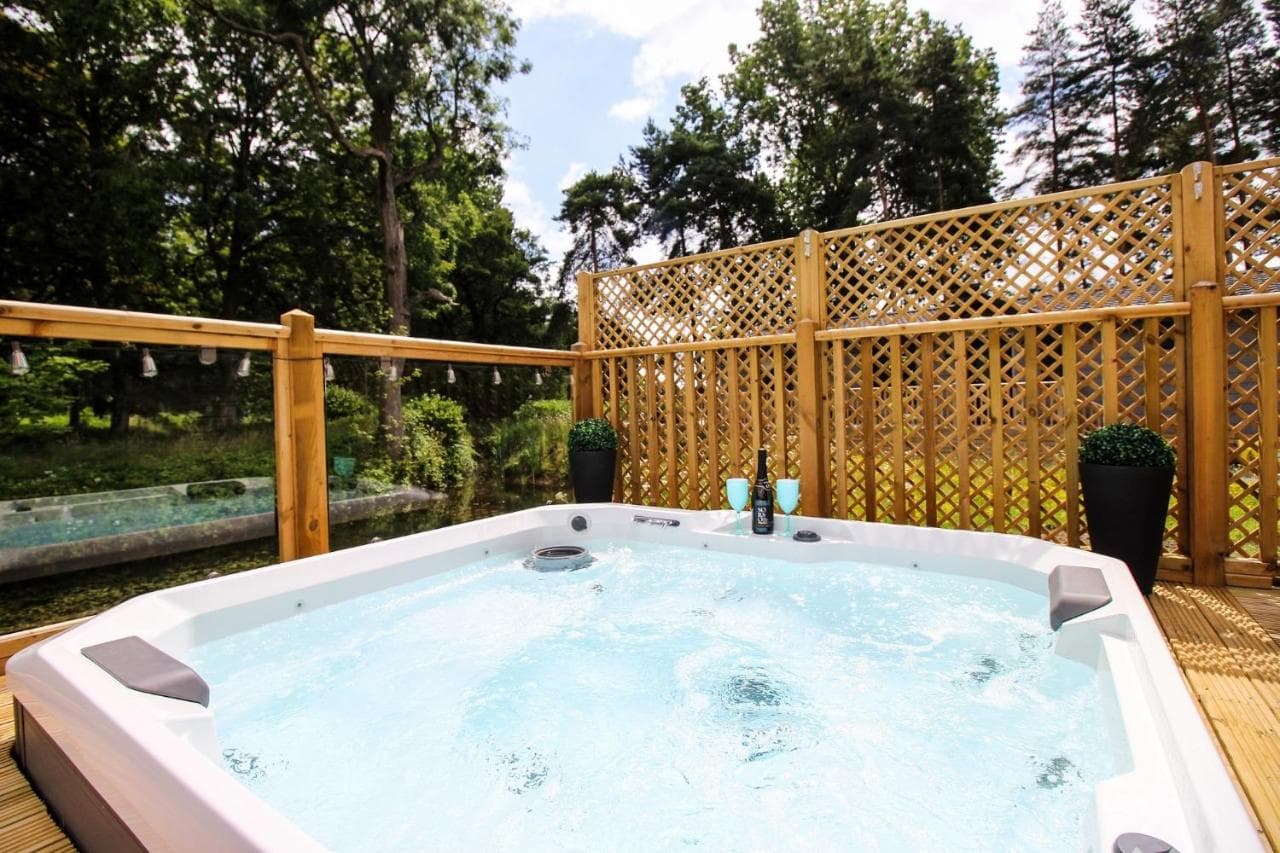 Hollicarrs - Kingfisher Lodge — photo 5