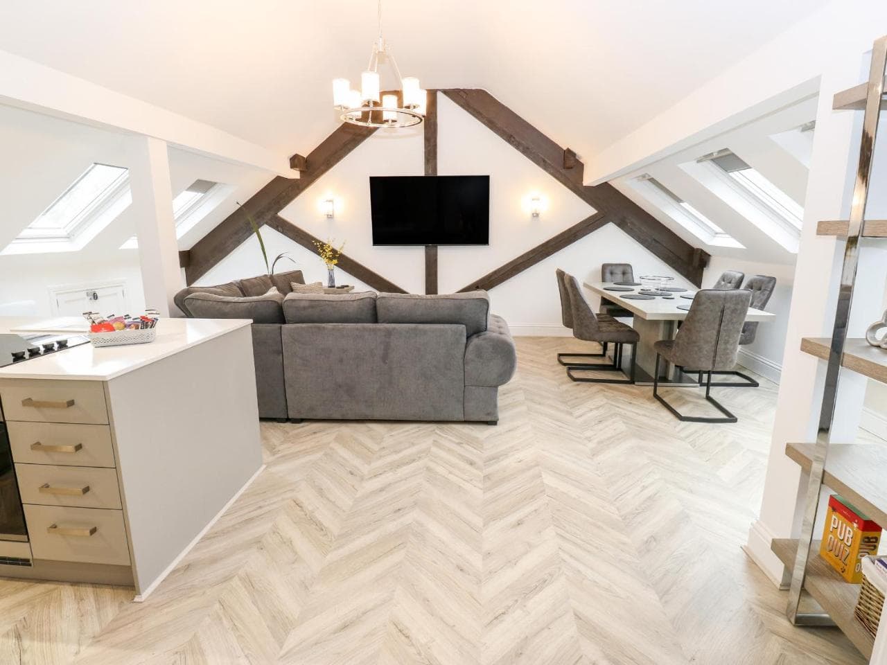 The Penthouse — photo 3