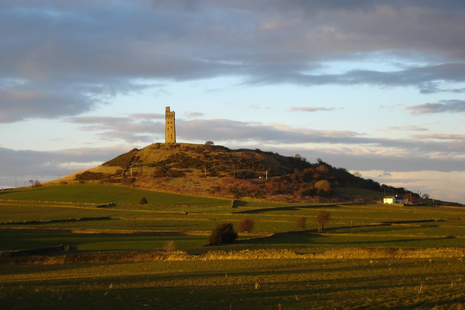 Castle Hill and Victoria Tower Image 4