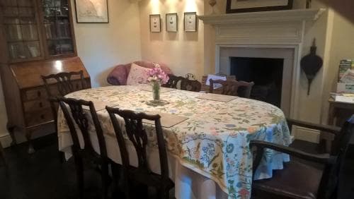Thorpe Green House Vegetarian Bed & Breakfast Image 1
