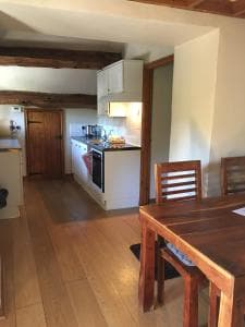 Love Cottage Image 1