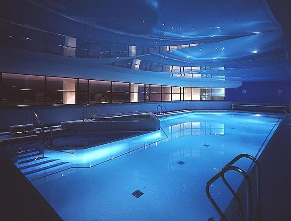 Whoop Hall Hotel and Leisure Image 2