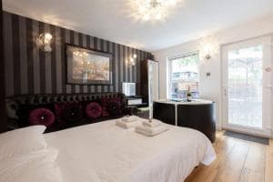 Pear Tree Holiday Home - York Image 1