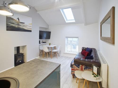 Host & Stay - Pearl Apartment Image 3