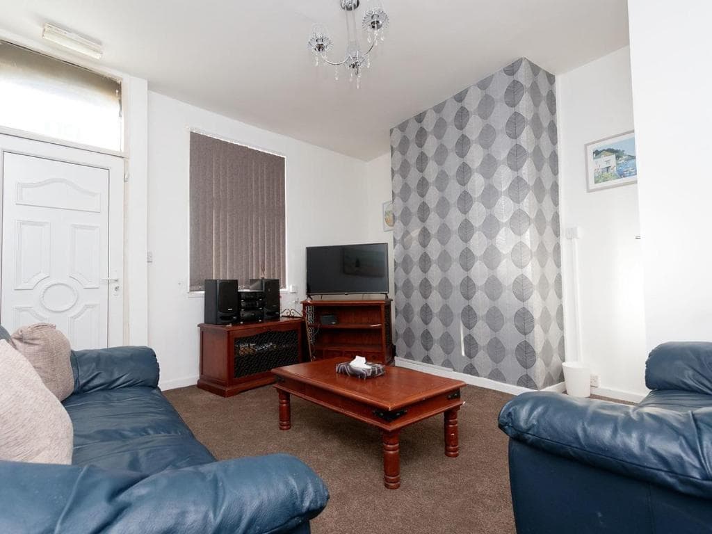 Eastpark Residence Image 1