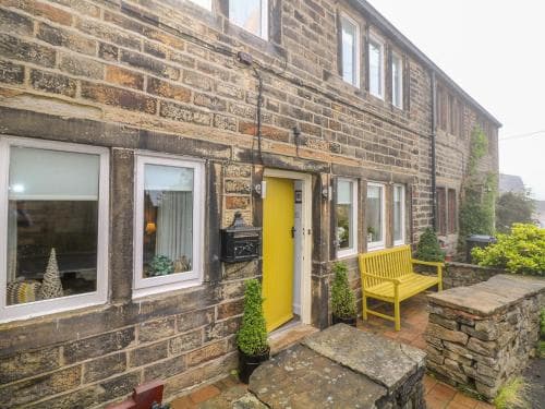 Fleece Cottage Image 1