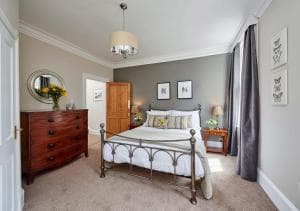 Harbour House Image 2