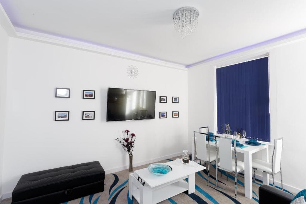 Clifton Bespoke Serviced Apartments Image 1