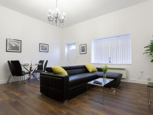 Live in Leeds Greenhill Bungalows Image 2