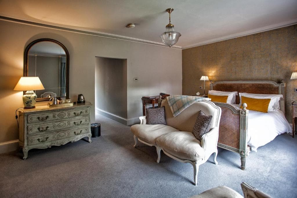 Grays Court Hotel Image 2