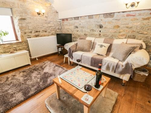 Orchard Cottage, Whitby Image 2