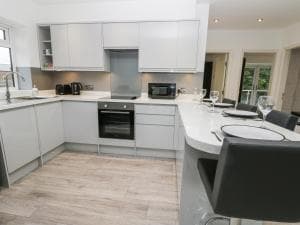 Apartment 1 Image 4