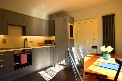 14 St Saviours Place, YORK Image 1