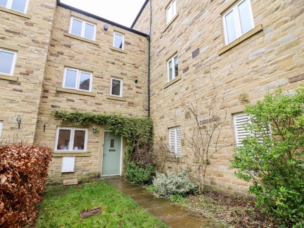 15 Tannery Lane Image 1