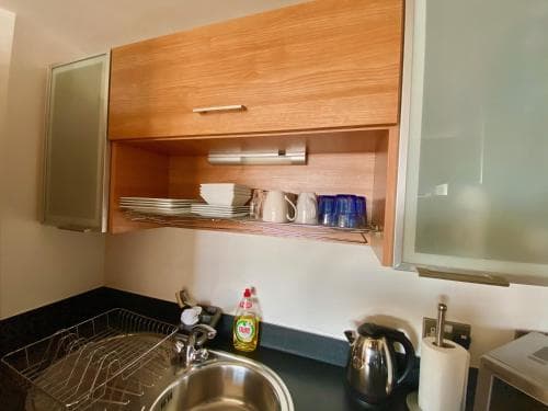 Clarence Dock Apartment Image 1
