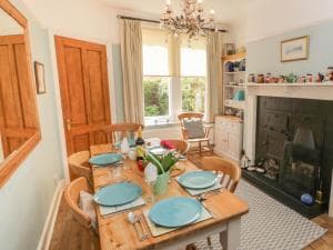 Arden House Image 3