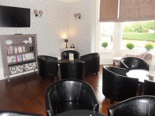 Powys Lodge Image 3