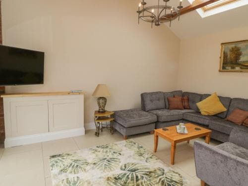 Plough Cottage Image 1