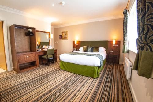 Burntwood Court Hotel Image 2