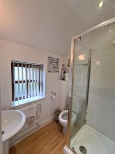 The Courtyard Rooms Image 1