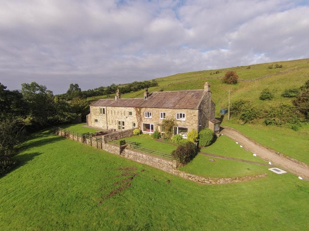 Deerclose West Farmhouse, Leyburn Image 3