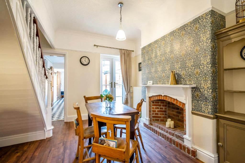 Victoria Cottage Image 1