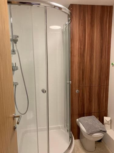 Central Perks Apartment (sleeps 4) Image 2
