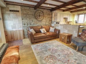 Ramblers Cottage Image 3