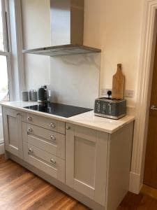 Wells House luxury 2 bedroom apartment Image 3