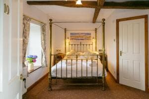 Marton Arms Hotel Image 3