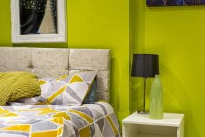 Stockton Town Centre Apartments free parking and Wi-Fi Image 3
