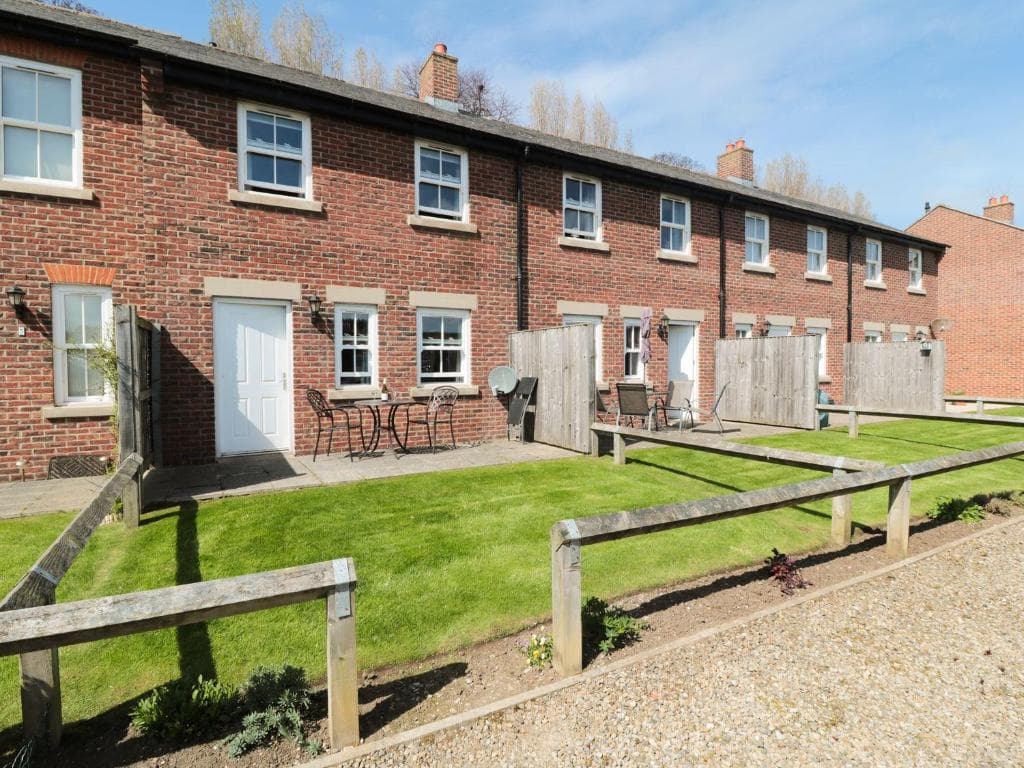 Stephenson Cottage Image 1