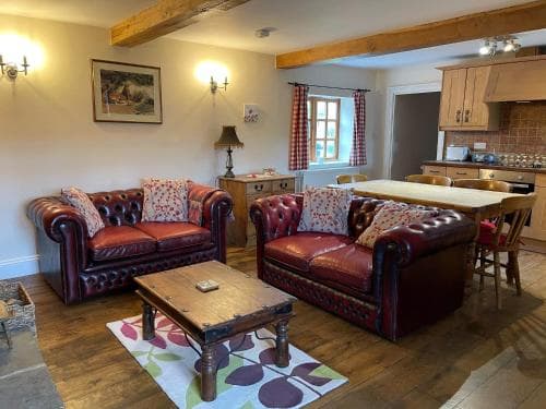 Elm Tree Cottage Image 2