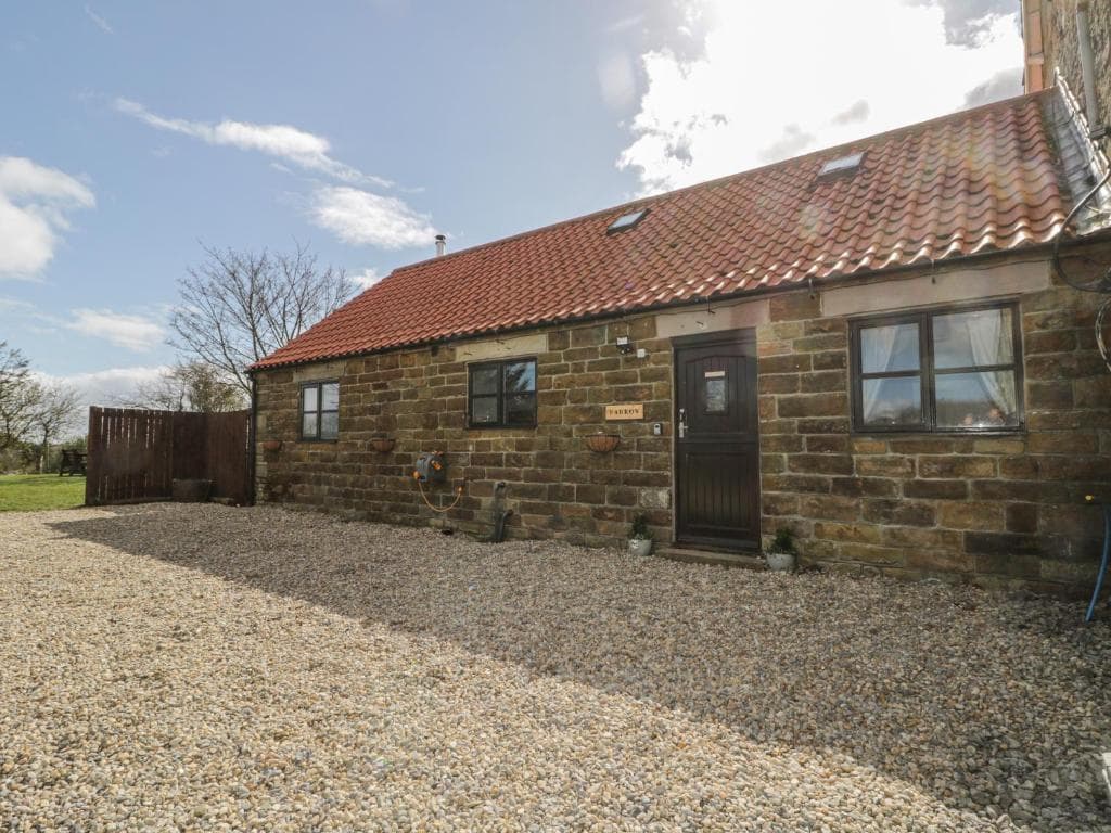 Farrow, Scarborough Image 3