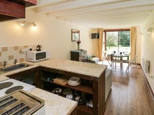 Parsonage Cottage Image 3