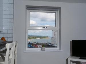 Sea View House Image 3