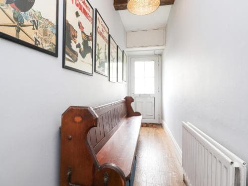 Dyson House Image 3
