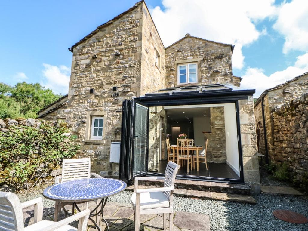 Wayside Cottage Image 1