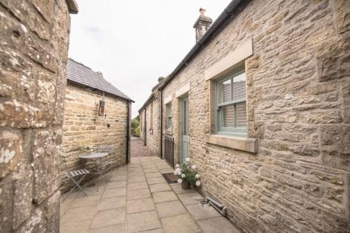 Poacher's Cottage Image 3