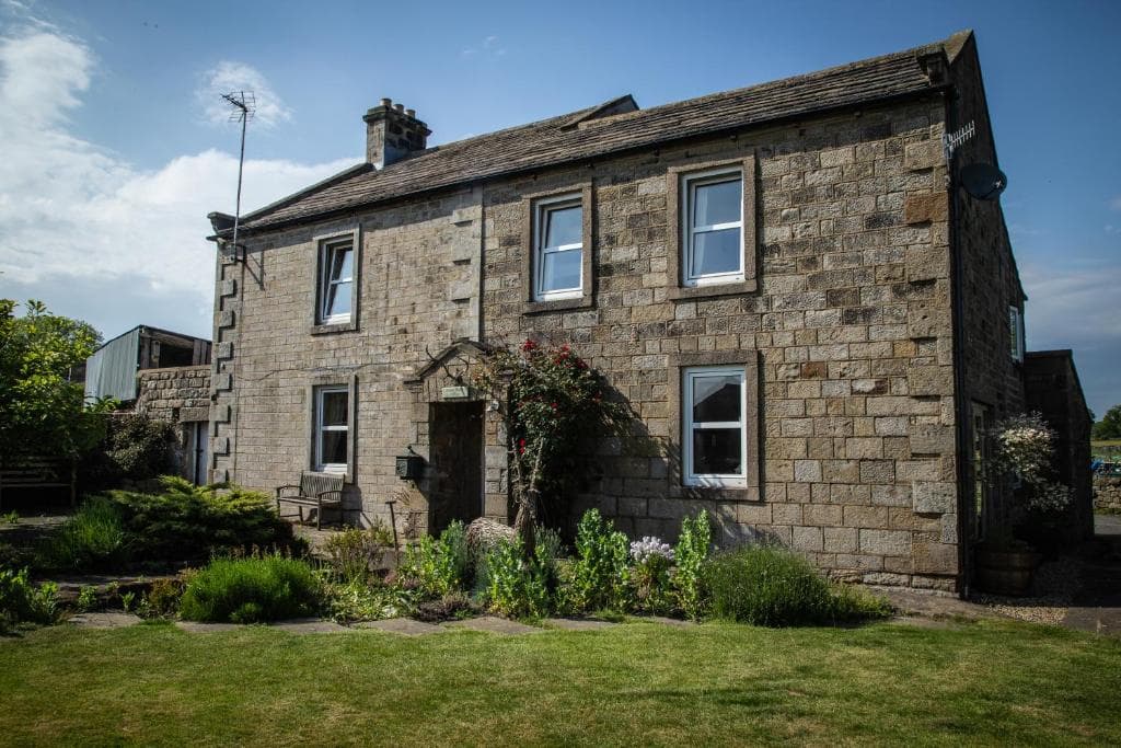 Braistywoods Cottage near Brimham Rocks Image 3