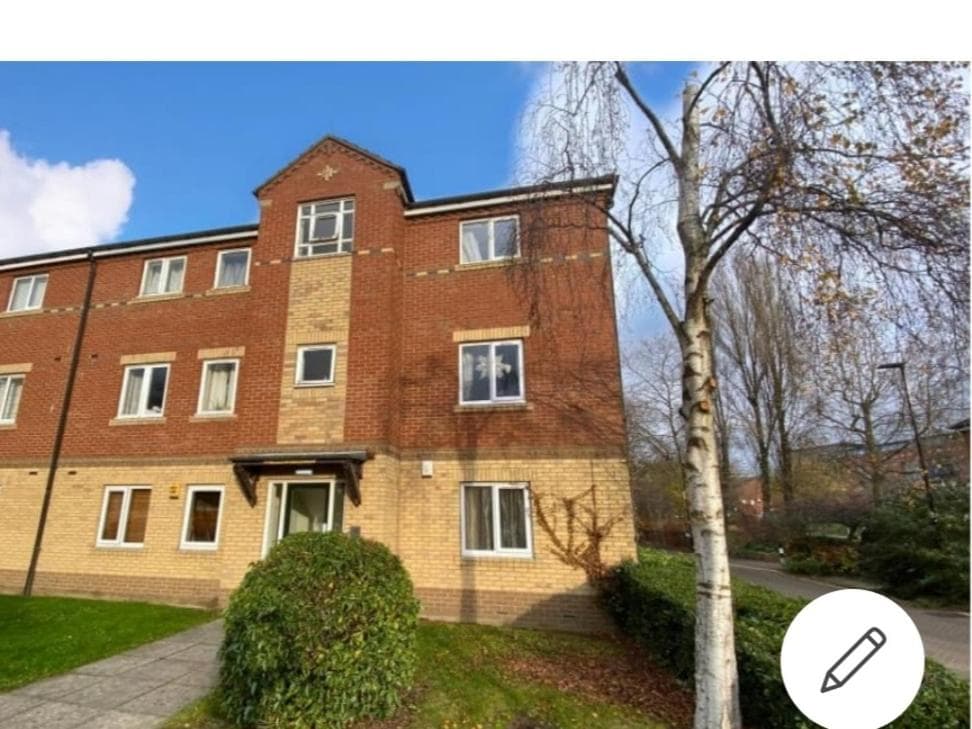 Ground Floor Apartment City Centre University Free Parking Image 3