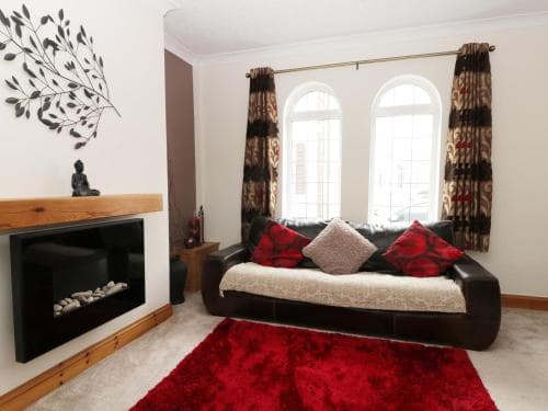 Sands End Cottage, Redcar Image 2