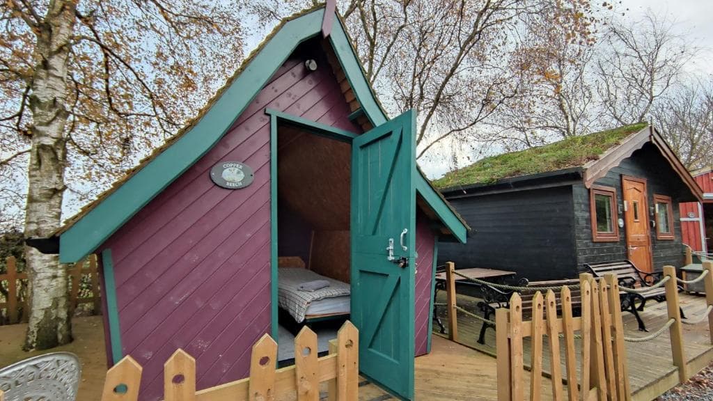 Seaways glamping, English Oak Image 2