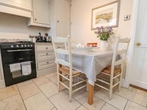 Dray Cottage Image 2