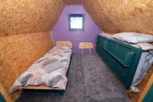 Seaways glamping, English Oak Image 6